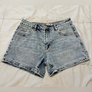 Madden Girl Light Acid Wash Blue Denim Jean Shorts juniors size 9